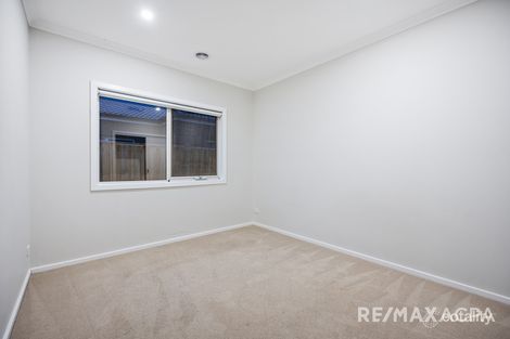 Property photo of 82 Wincott Crescent Point Cook VIC 3030