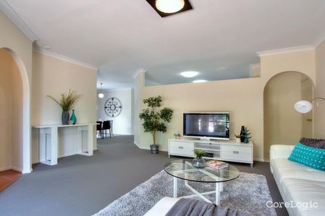 Property photo of 36 Saint Clair Crescent Wishart QLD 4122