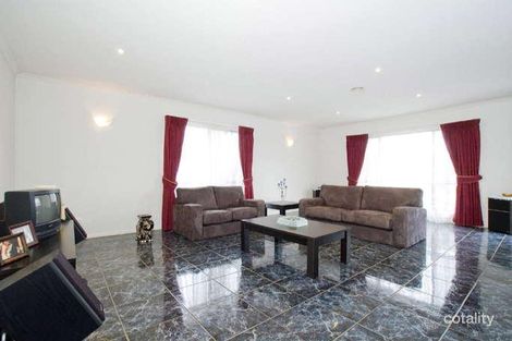 Property photo of 11 Cascade Way Hallam VIC 3803