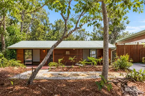 2/16 Nandroya Ave, Ocean Shores, NSW 2483