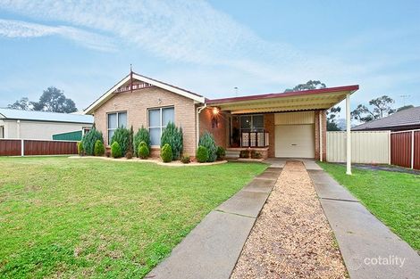 35 Semillon Cres, Eschol Park, NSW 2558