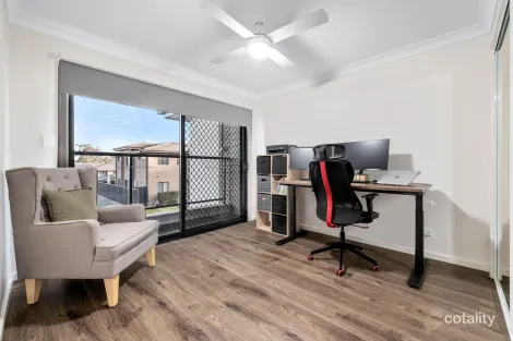 Property photo of 25/75 Mary Ann Drive Glenfield NSW 2167