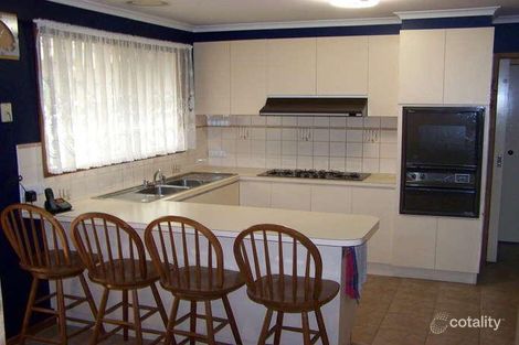 Property photo of 16 Lydford Court Werribee VIC 3030