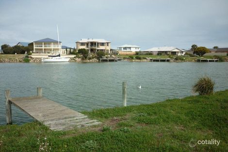 Property photo of 75 Wentworth Parade Hindmarsh Island SA 5214