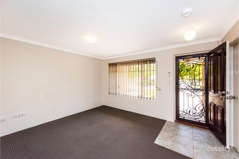 Property photo of 26 Courtland Crescent Redcliffe WA 6104