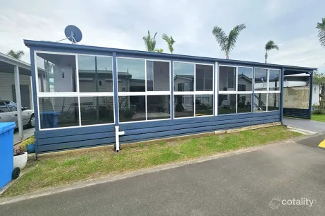 13-15 Osborne Pde, Warilla, NSW 2528