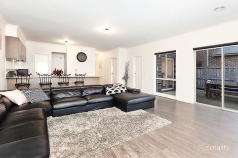 Property photo of 11 Whitby Place Craigieburn VIC 3064