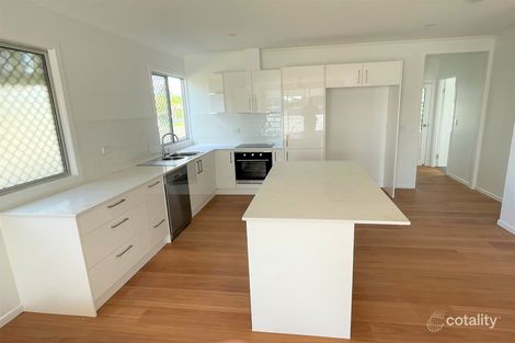 Property photo of 19 Tenth Avenue Sandgate QLD 4017