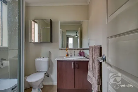 Property photo of 36 Bailey Boulevard Koo Wee Rup VIC 3981