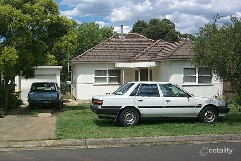 5 Kembla Ave, Chester Hill, NSW 2162