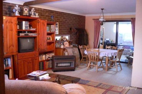 Property photo of 10 Kyooma Street Hillvue NSW 2340