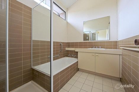 Property photo of 93 Barnet Close Phillip ACT 2606