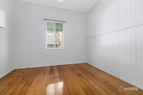 Property photo of 6 Cross Street Fairfield QLD 4103