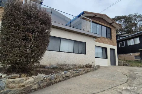 Property photo of 20 Bogong Street Jindabyne NSW 2627