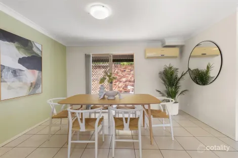 Property photo of 2/41 Bleasby Road Eight Mile Plains QLD 4113