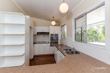 Property photo of 11 Alpine Avenue Boyne Island QLD 4680