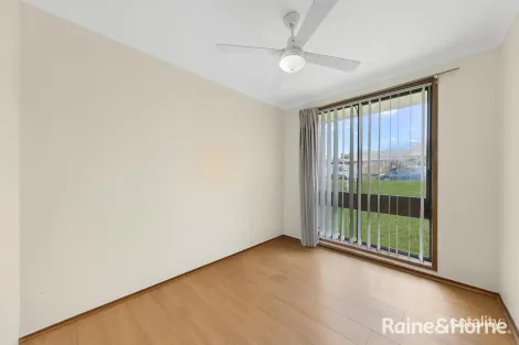 Property photo of 9/65 Fuchsia Crescent Macquarie Fields NSW 2564