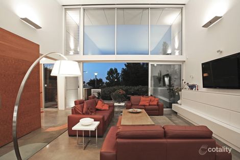 Property photo of 15 Charles Francis Lane Kingston ACT 2604