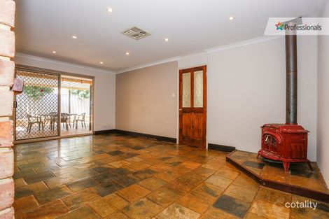 Property photo of 14 Spiers Place Middle Swan WA 6056