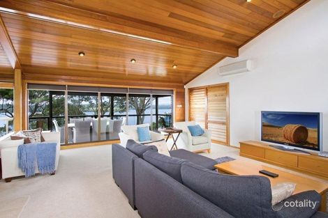 Property photo of 21 Coal Point Road Coal Point NSW 2283