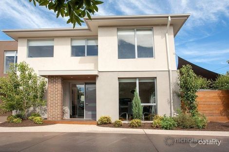 Property photo of 1/43 Spray Street Mornington VIC 3931