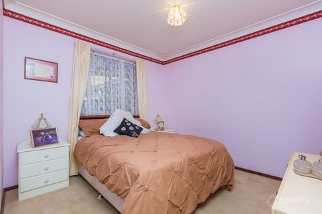 Property photo of 12 Baxendale Way Camillo WA 6111