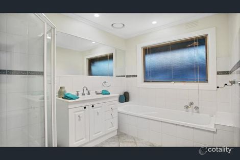 Property photo of 22 Woolart Street Strathmore VIC 3041