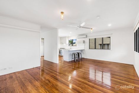 Property photo of 21 Lithgow Street Wynnum QLD 4178