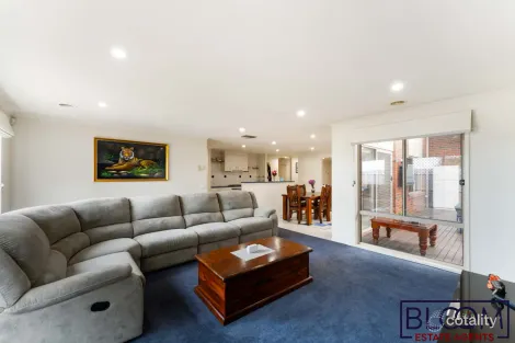 Property photo of 4 Mingos Court Werribee VIC 3030