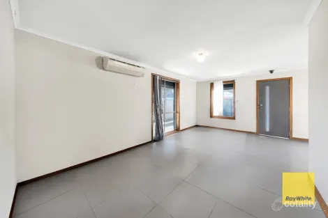 Property photo of 1/23 Kerrison Avenue St Albans VIC 3021