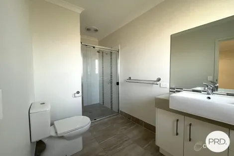 Property photo of 6 Kurwongbah Street Boyne Island QLD 4680