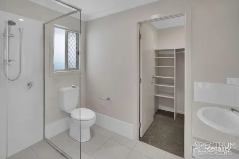 Property photo of 75B Barron Road Birkdale QLD 4159