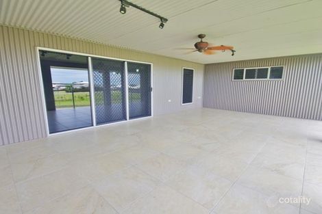 16 Herbert Way, Rural View, QLD 4740