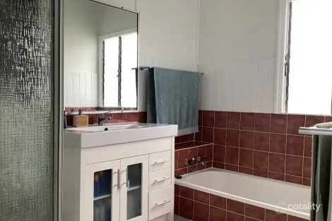 Property photo of 6 Wattle Avenue Warwick QLD 4370