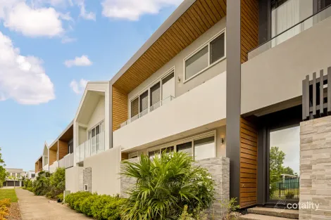 Property photo of 43 Somerton Drive Maroochydore QLD 4558