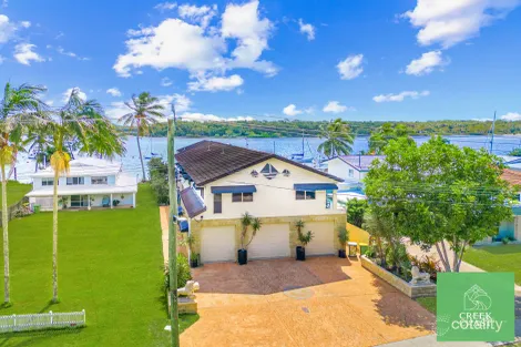 Property photo of 18 Esplanade Tin Can Bay QLD 4580