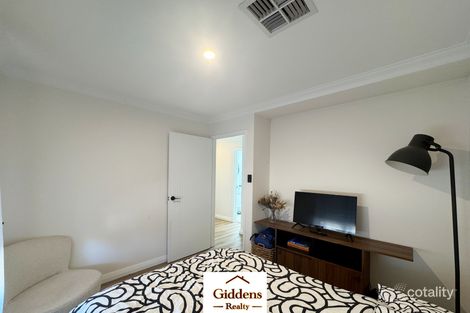 Property photo of 3 Shipbourne Way Huntingdale WA 6110