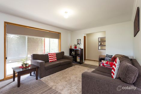 Property photo of 11 Homestead Drive St Albans Park VIC 3219