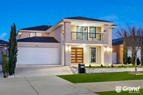 22 PATRIOT BVD, CLYDE NORTH, VIC 3978