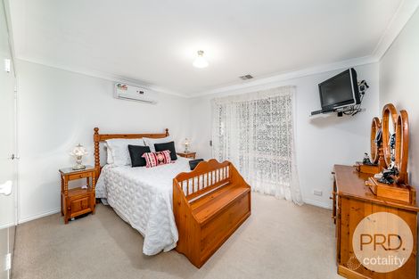 Property photo of 86 Amaroo Street Kooringal NSW 2650