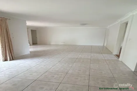 Property photo of 104 Pioneer Crescent Bellbowrie QLD 4070