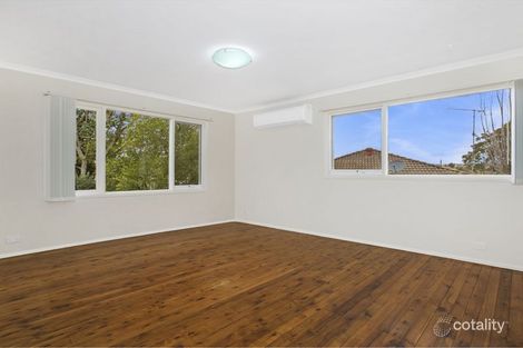 Property photo of 18 Balook Crescent Bradbury NSW 2560