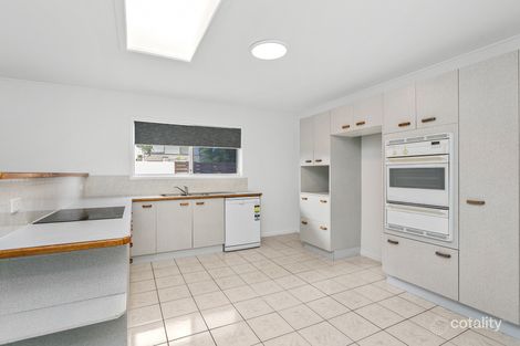 Property photo of 37 Surf Road Alexandra Headland QLD 4572