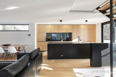Property photo of 32 Stawell Street Kew VIC 3101