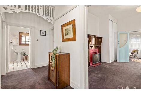 Property photo of 28 Woolhouse Street Northcote VIC 3070