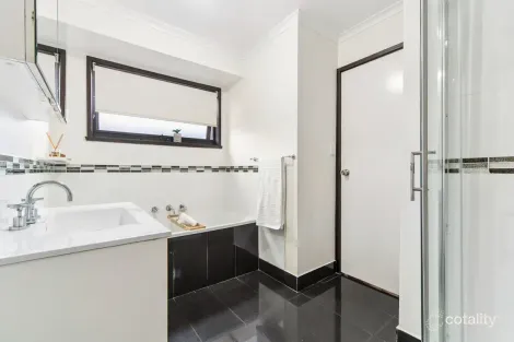 Property photo of 45 Milroy Crescent Seaford VIC 3198