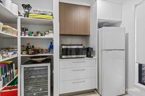 Property photo of 6 Amy Court Kawungan QLD 4655