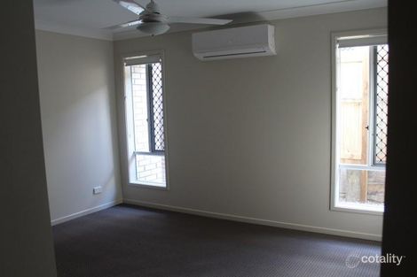 Property photo of 2/5 Eucalyptus Crescent Ripley QLD 4306