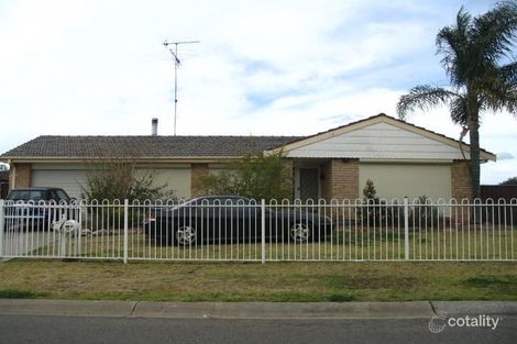 4 Dryberry Ave, St Clair, NSW 2759