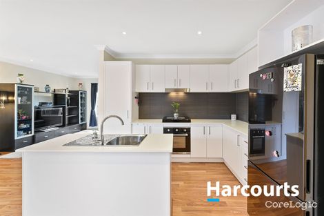 Property photo of 22A Davenport Crescent Cranbourne West VIC 3977
